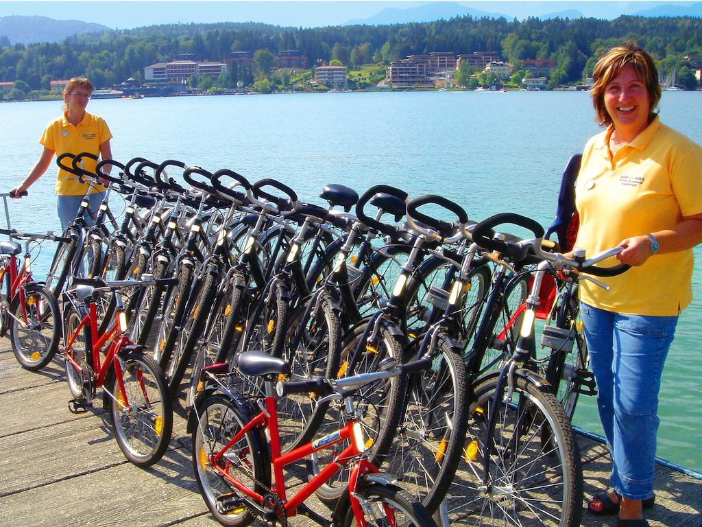 Barry Memle Directly At The Lake Velden am Woerthersee Exterior photo